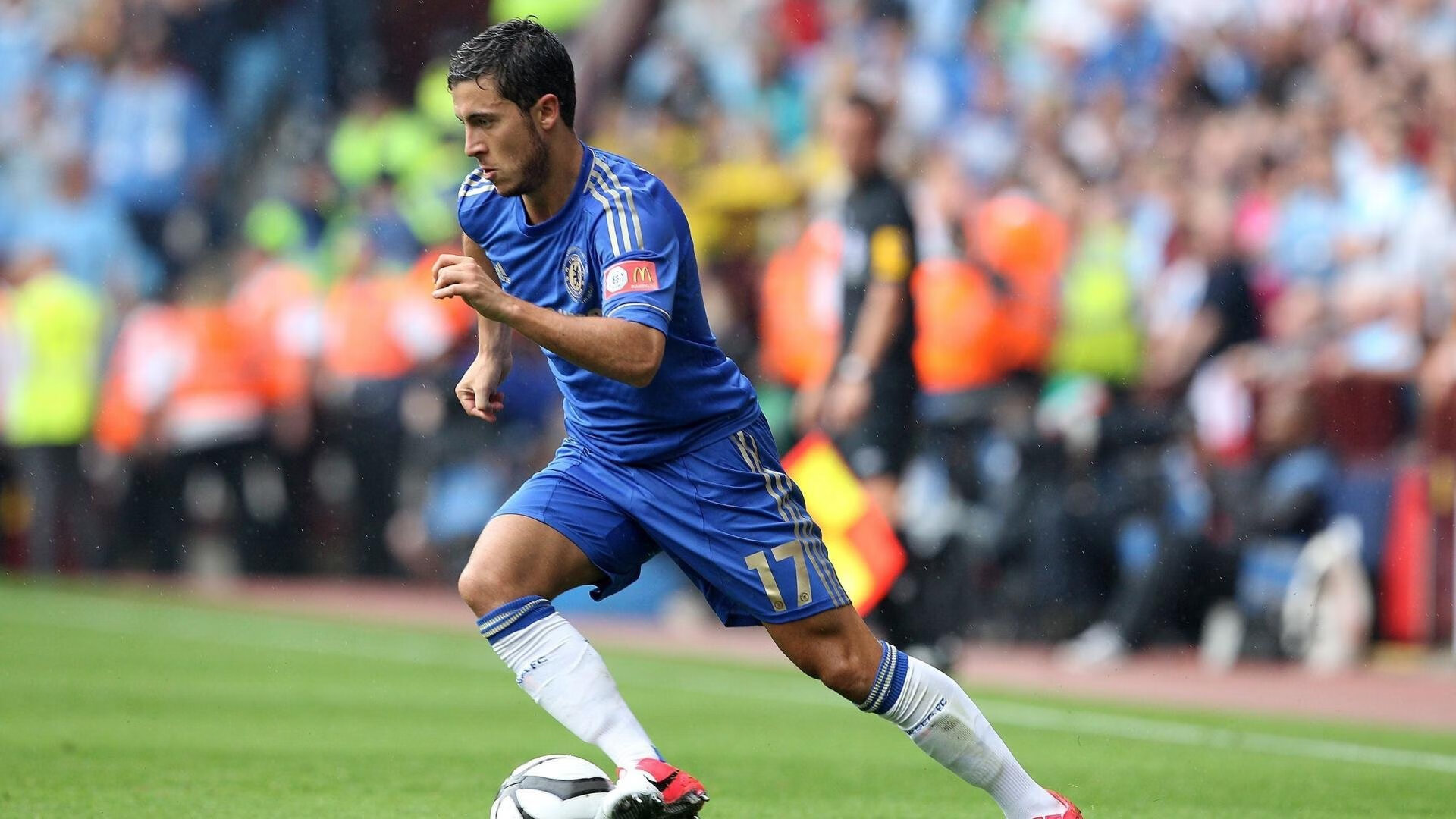 哈兰德的进球方式多样令对手防守策略难以统一,哈兰德又进球了